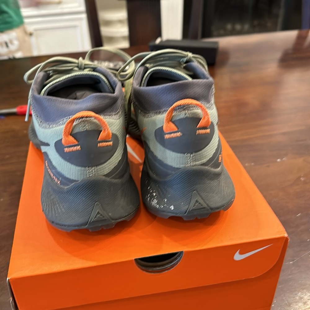 Men’s Nike Pegasus Trail GORE-TEX size 8.5 - Picture 4 of 8